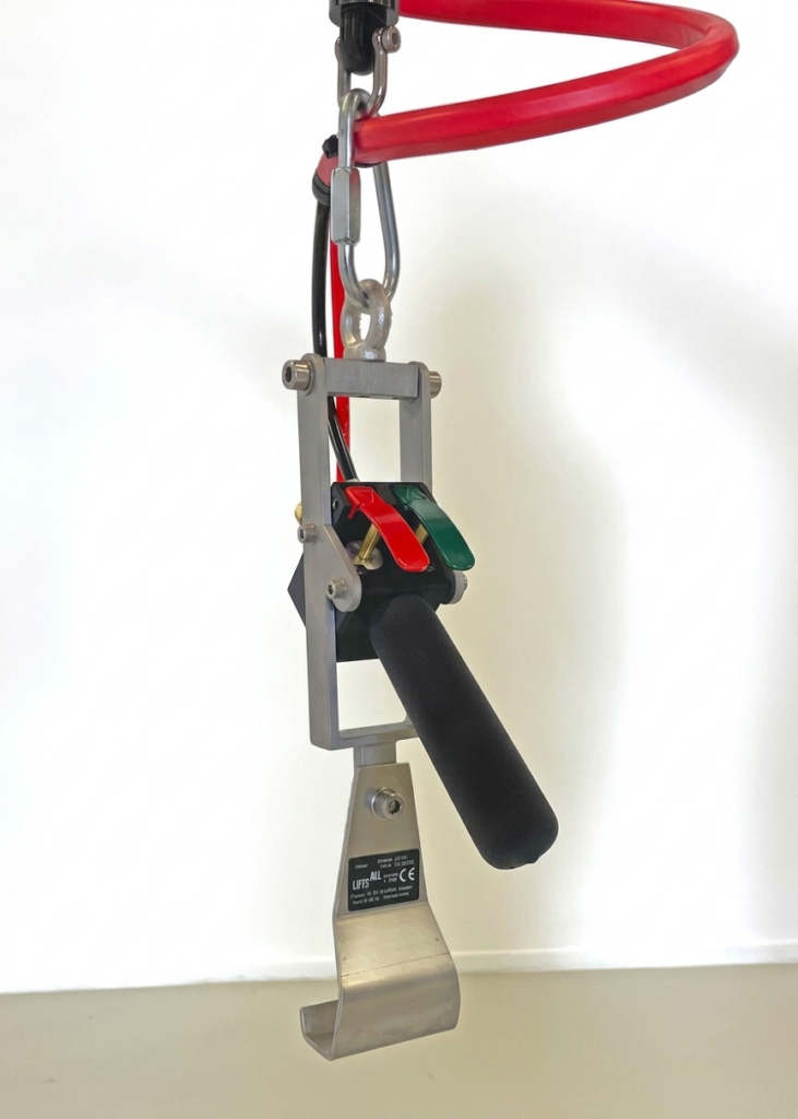 Hook Gripper (PSH Control) | Lifts All Bucket Lifter 50 kg