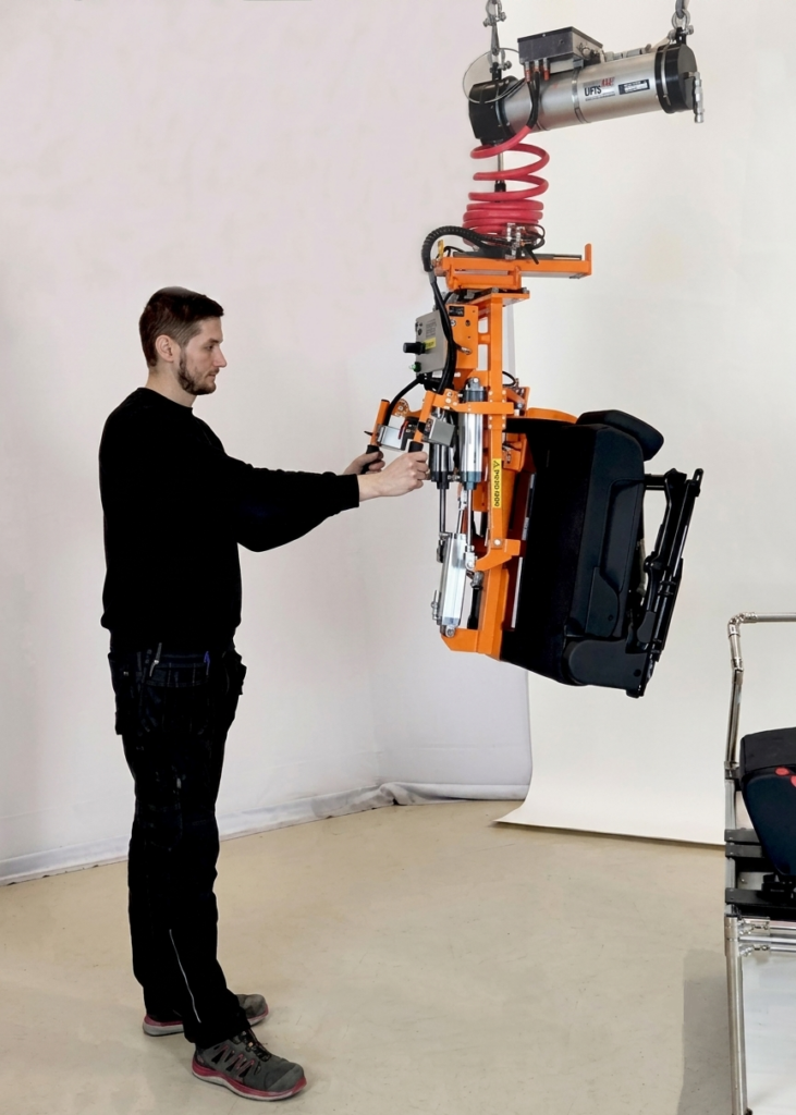 Car Seat Gripper 89-10950 | Lifts All Car Seat Lift up to 45 kg